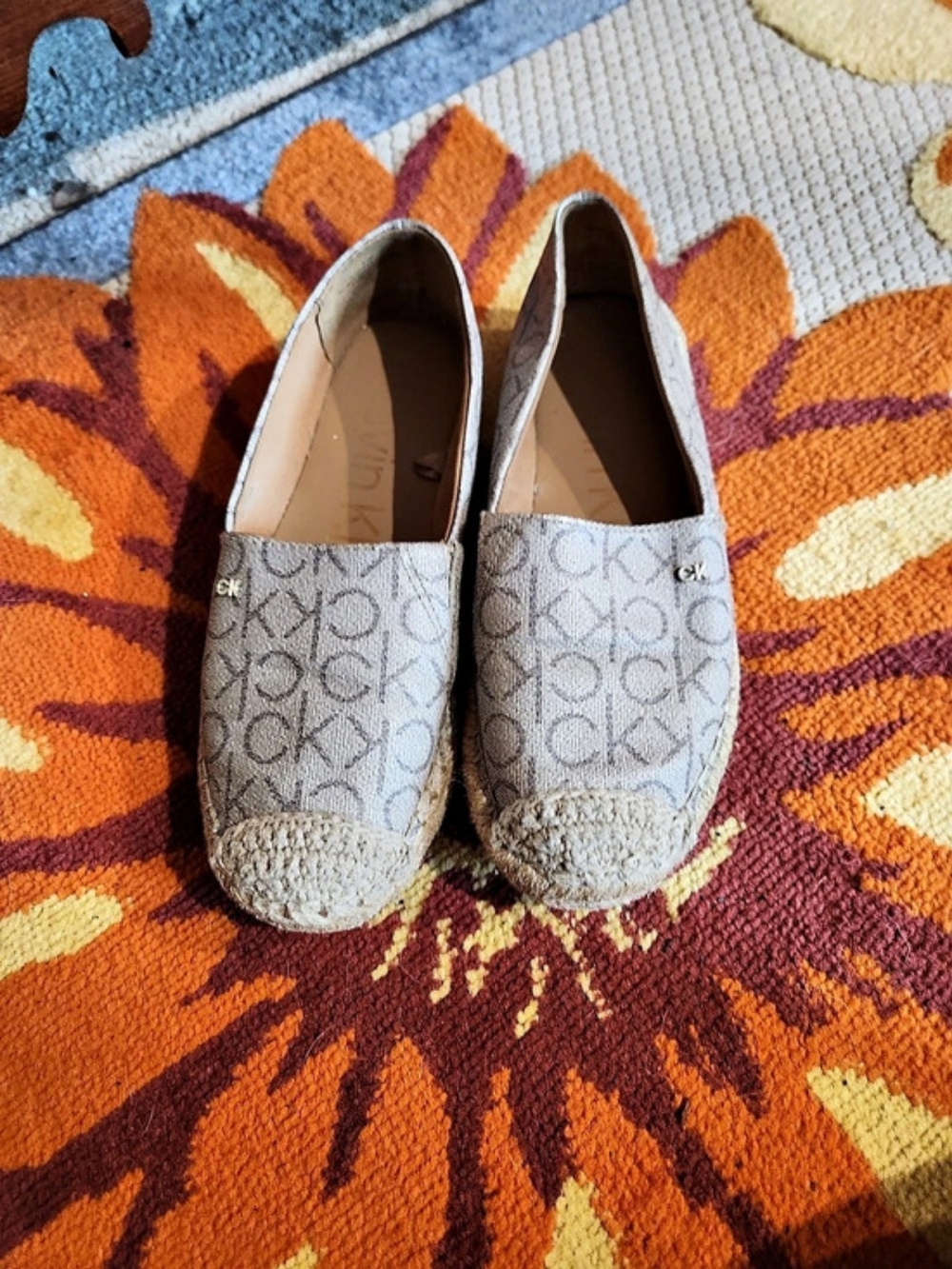 Calvin Klein Espadrille Flats in Gray US 6.5